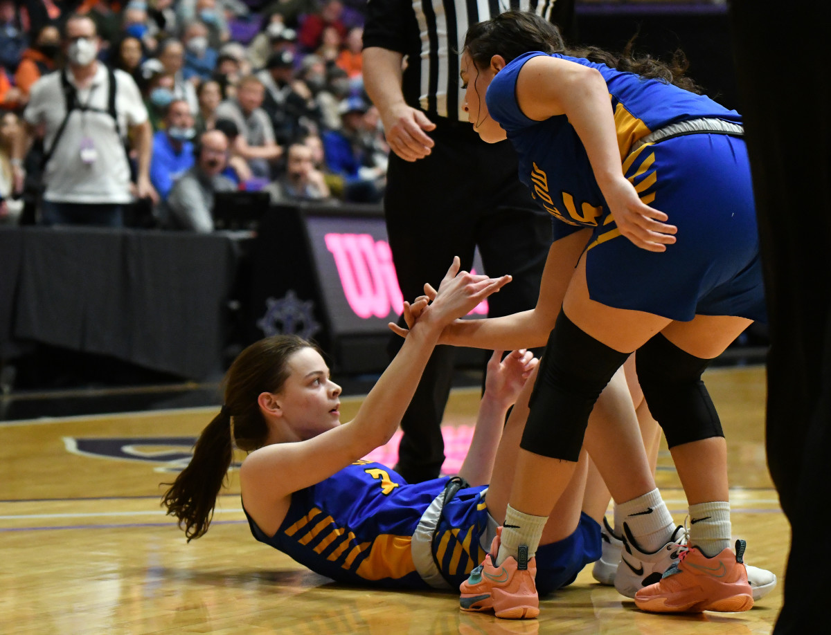 Beaverton Barlow girls basketball Taylor Balkom 45